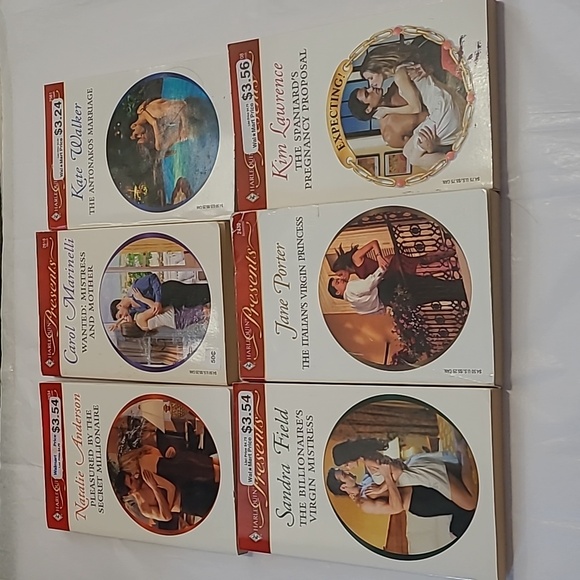 Harlequin & others Romance Bundle 16 books - Picture 7 of 10